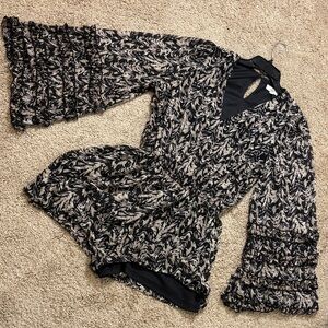 entro Black and Taupe Printed Long Sleeve Romper